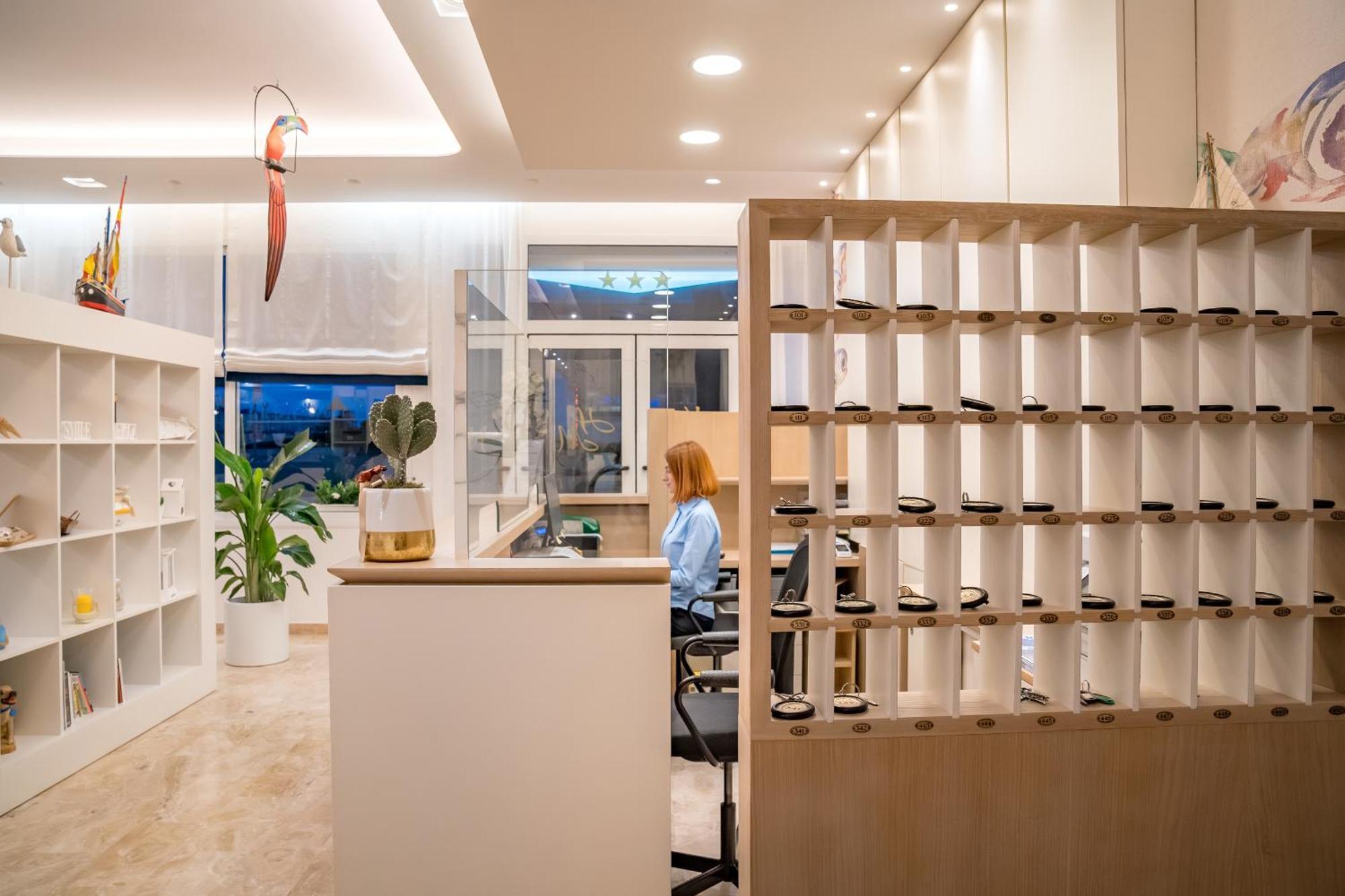 Hotel Marisa Каорле Екстериор снимка